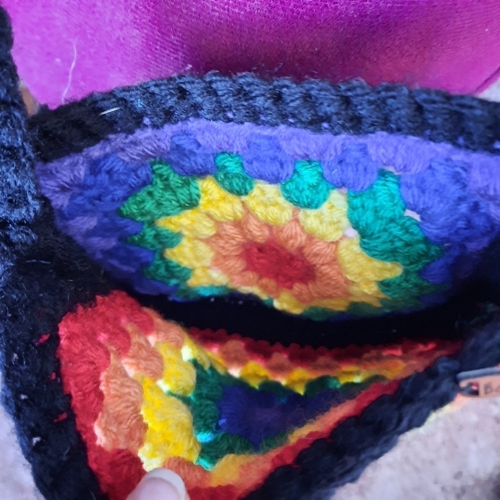 Bear Clan Crochet small granny square rainbow crocheted crossbody bag purse - Picture 6 of 7